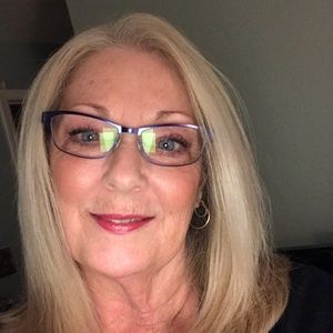 Meet your Posher, Lynnette